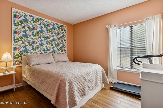 205 BRANCH WOOD Lane 205, Jacksonville, FL 32256