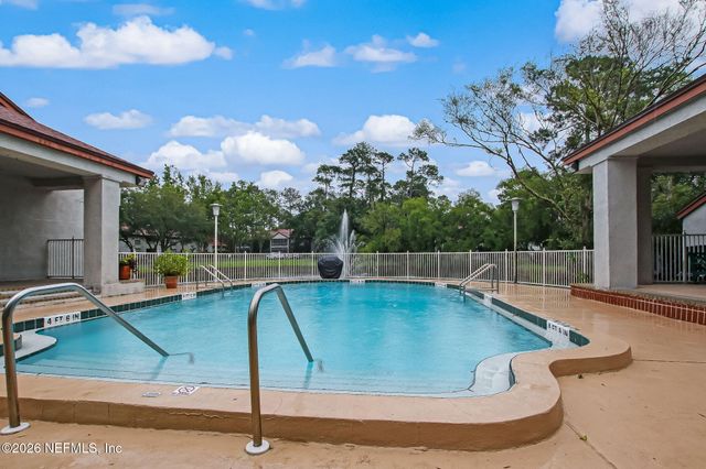 205 BRANCH WOOD Lane 205, Jacksonville, FL 32256