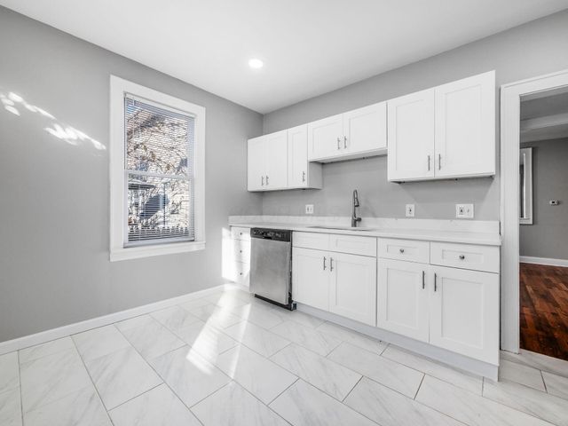 73-75 E Markison Avenue, Columbus, OH 43207