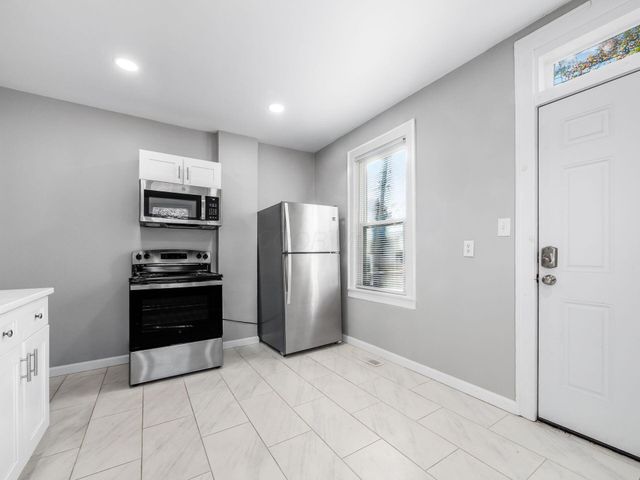 73-75 E Markison Avenue, Columbus, OH 43207