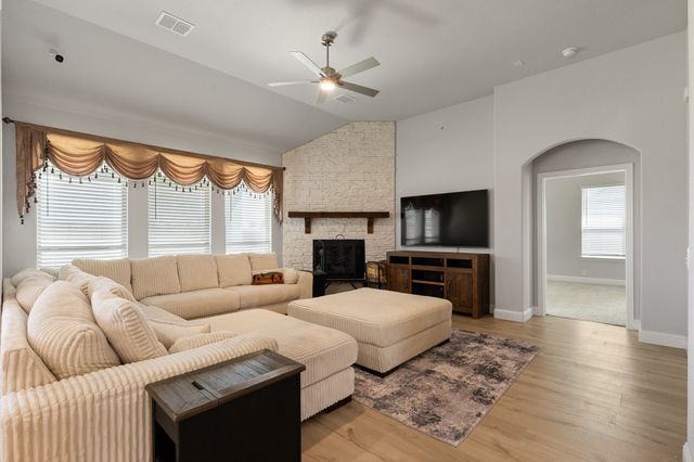 12516 Panther Creek Drive, Godley, TX 76044
