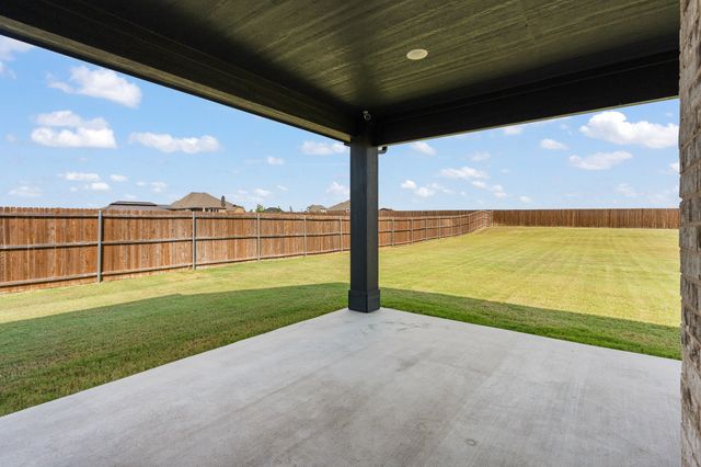 12516 Panther Creek Drive, Godley, TX 76044