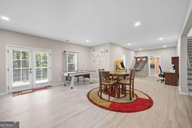 330 London Road, Ball Ground, GA 30107