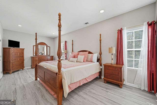 330 London Road, Ball Ground, GA 30107