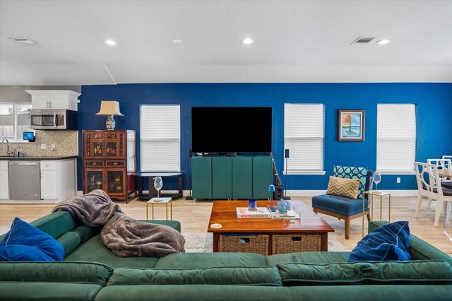 1310 Elliston Street, Houston, TX 77023