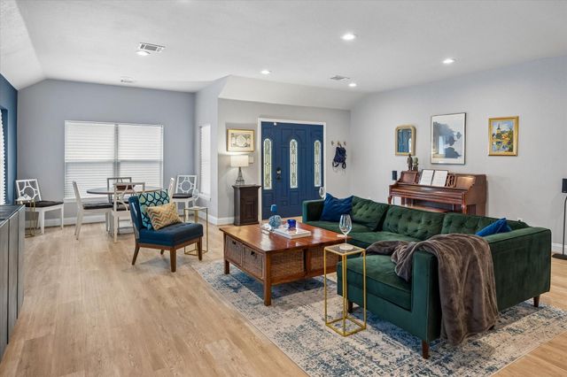 1310 Elliston Street, Houston, TX 77023