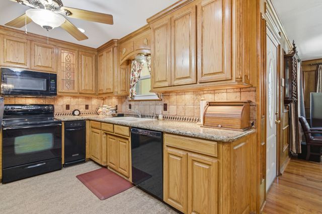 3411 Lakeview Drive, Grapevine, TX 76051