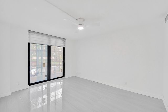 3800 N Hills Drive 208, Hollywood, FL 33021