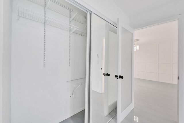 3800 N Hills Drive 208, Hollywood, FL 33021