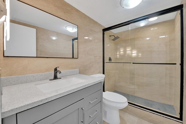 3800 N Hills Drive 208, Hollywood, FL 33021