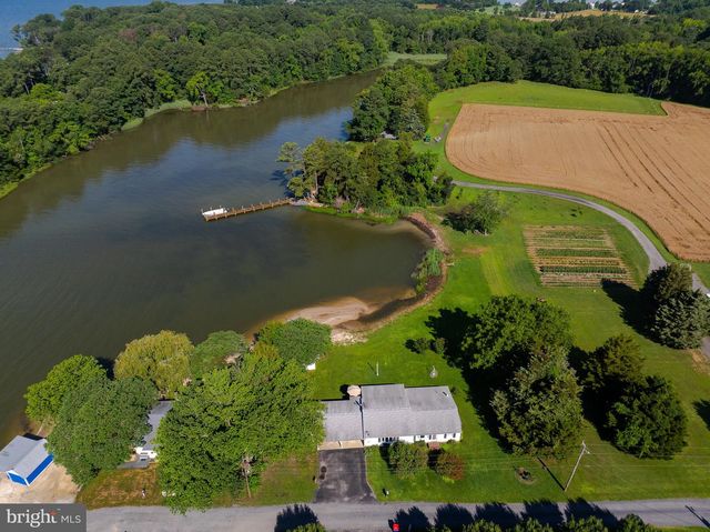 20395 BOWLES RD, Coltons Point, MD 20626