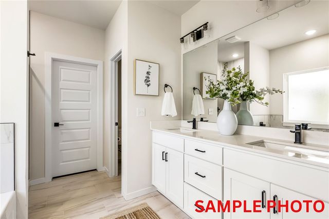 2725 Meditation Loop, Springdale, AR 72764