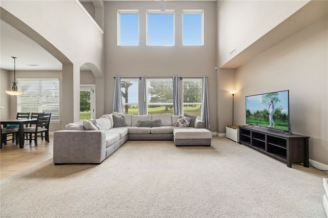 1655 S Coopers Cove, Fayetteville, AR 72701