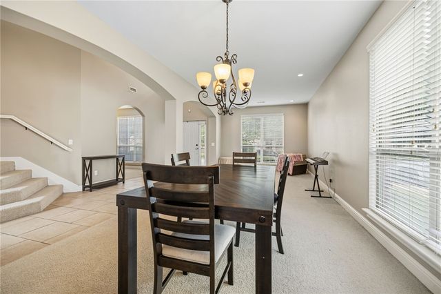 1655 S Coopers Cove, Fayetteville, AR 72701
