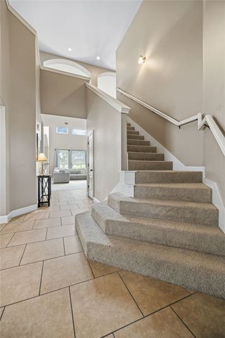 1655 S Coopers Cove, Fayetteville, AR 72701