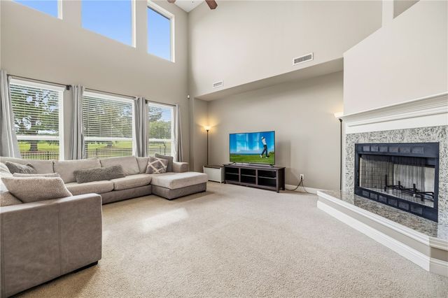 1655 S Coopers Cove, Fayetteville, AR 72701