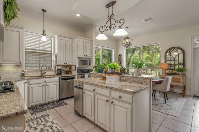 60 Turnbury Drive, Bossier City, LA 71111