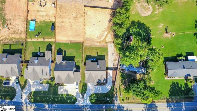 309 Palmetto Road, Pelzer, SC 29669