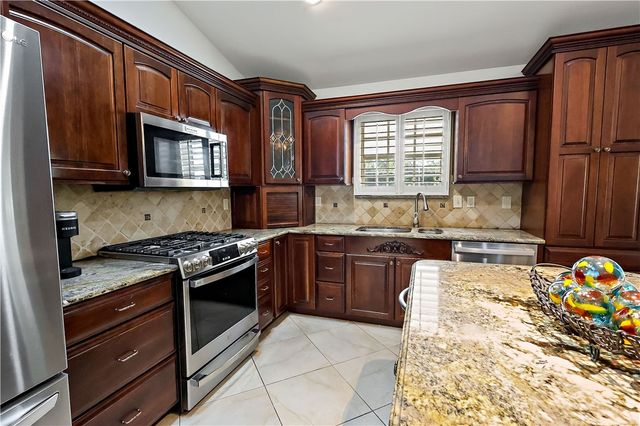 3295 4th Place, Vero Beach, FL 32968