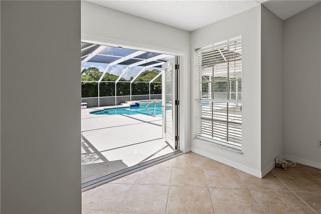 3295 4th Place, Vero Beach, FL 32968