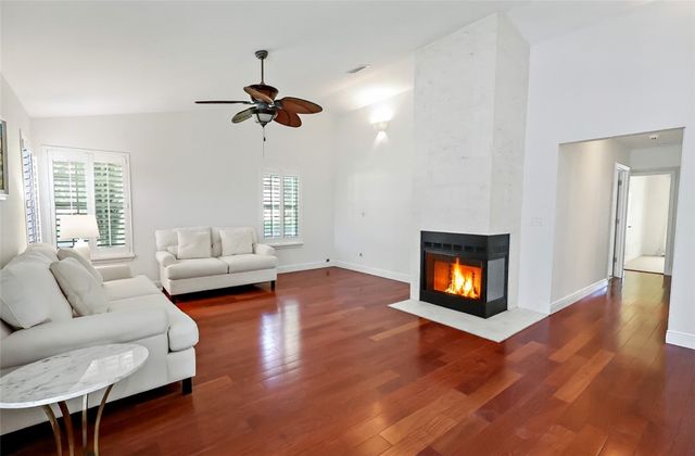 3295 4th Place, Vero Beach, FL 32968