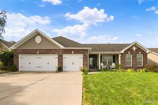 1516 Wainscott Drive, O'fallon, MO 63366