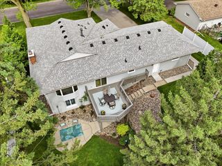 974 Kohlman Lane, Maplewood, MN 55109