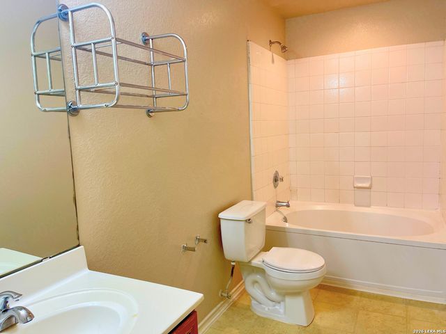 6031 KENSINGER PASS, Converse, TX 78109