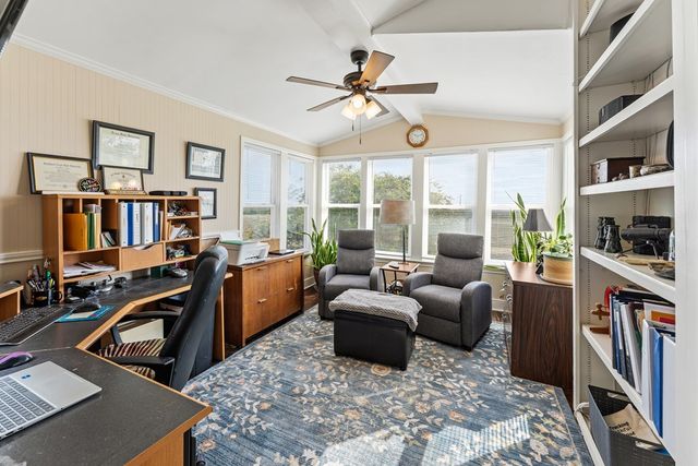 4515 Stapper Rd, Saint Hedwig, TX 78152