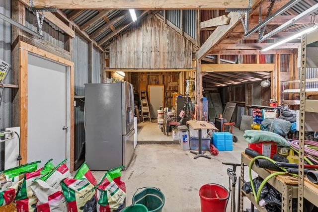 4515 Stapper Rd, Saint Hedwig, TX 78152