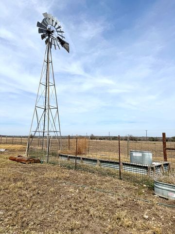 4515 Stapper Rd, Saint Hedwig, TX 78152