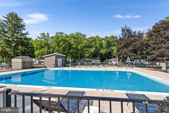 8 CARDINAL, Mullica Twp, NJ 08215