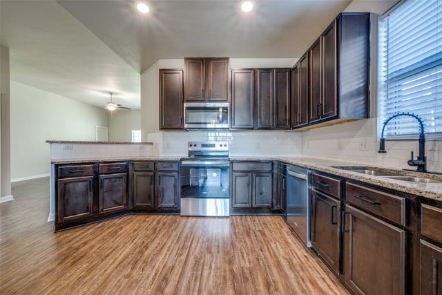 900 Juneberry Drive, Denton, TX 76207