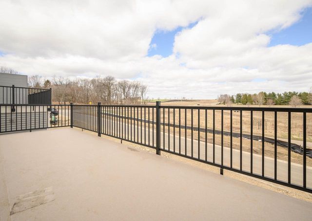 10110 Mosaic Way, Middleton, WI 53562