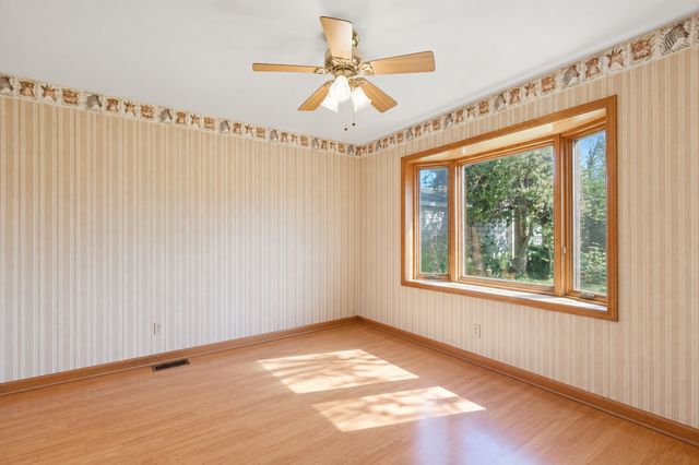 51 N Westgate Road, Des Plaines, IL 60016
