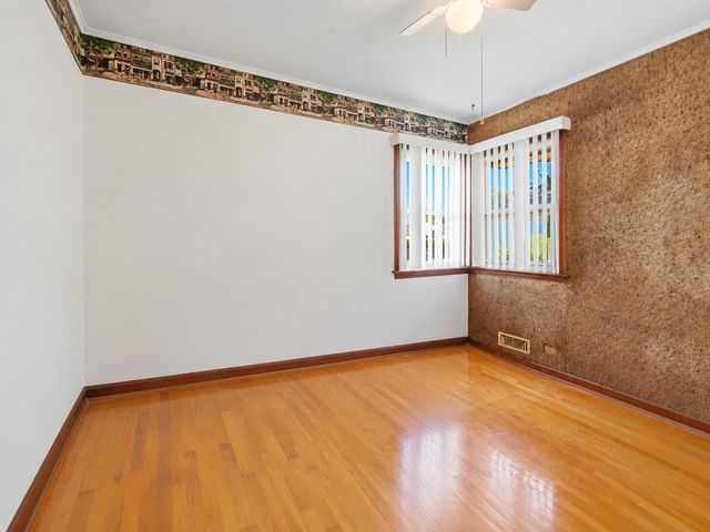 51 N Westgate Road, Des Plaines, IL 60016