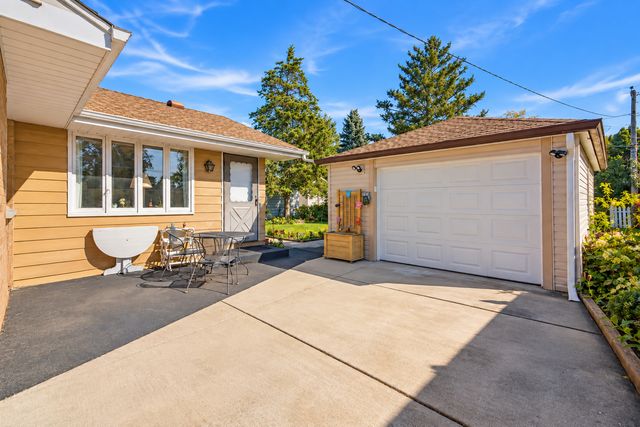 51 N Westgate Road, Des Plaines, IL 60016