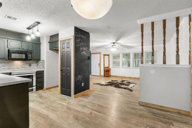 14830 Cedar Drive, Claremore, OK 74017