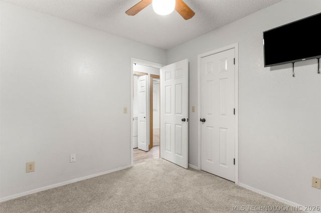 14830 Cedar Drive, Claremore, OK 74017