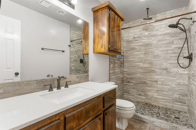 14830 Cedar Drive, Claremore, OK 74017