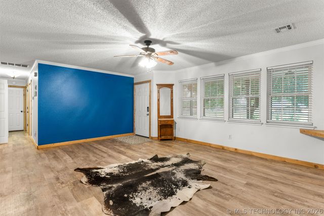 14830 Cedar Drive, Claremore, OK 74017