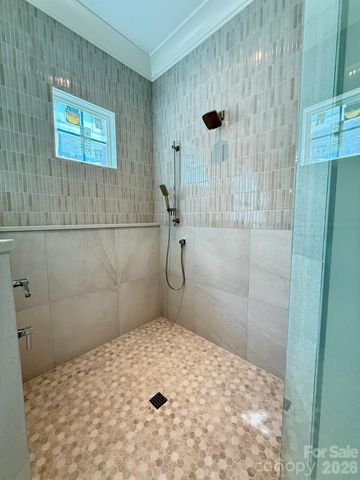 5907 Lakeview Drive 1, Charlotte, NC 28270