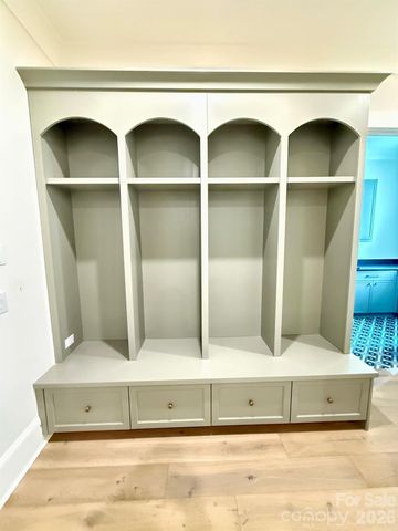 5907 Lakeview Drive 1, Charlotte, NC 28270