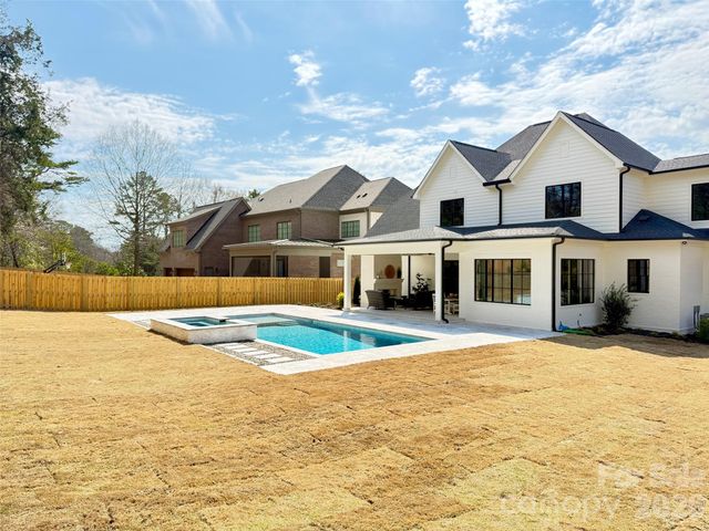 5907 Lakeview Drive 1, Charlotte, NC 28270