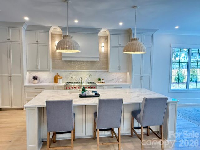 5907 Lakeview Drive 1, Charlotte, NC 28270