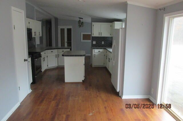 2380 54th Street, Fennville, MI 49408