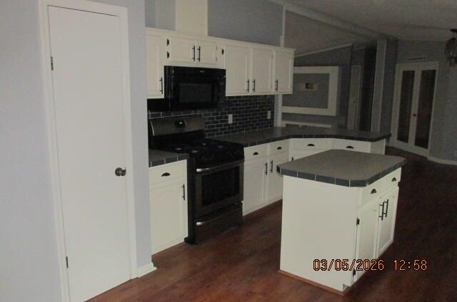 2380 54th Street, Fennville, MI 49408