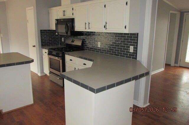 2380 54th Street, Fennville, MI 49408