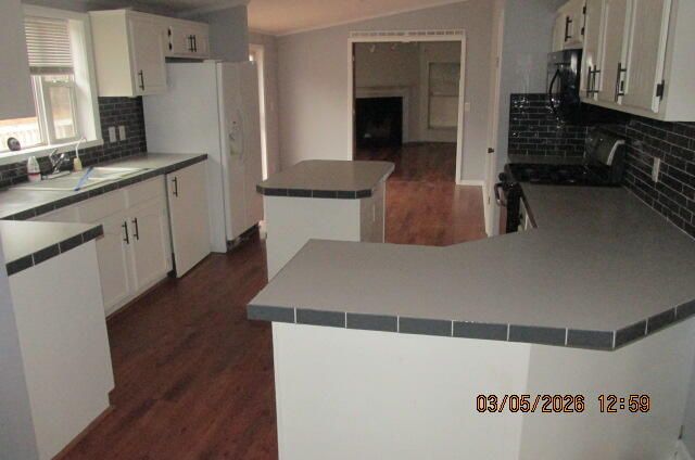 2380 54th Street, Fennville, MI 49408