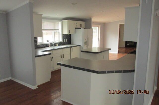 2380 54th Street, Fennville, MI 49408